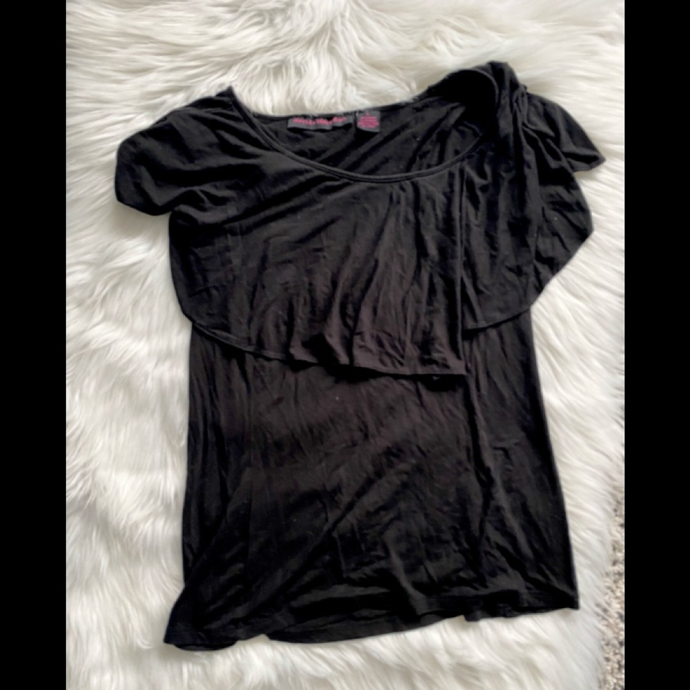 *sold* Sexy Ruffle Top - Picture 1 of 3